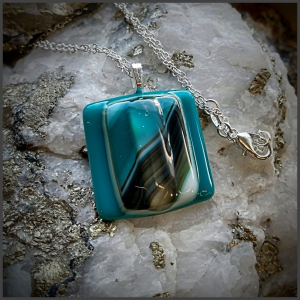 Fused glass pendant No 135