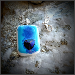 Fused glass pendant No 147