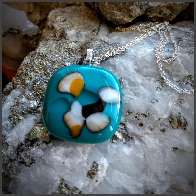 Fused glass pendant No 148