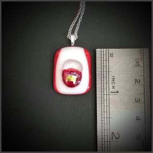 Pendentif en verre No 149