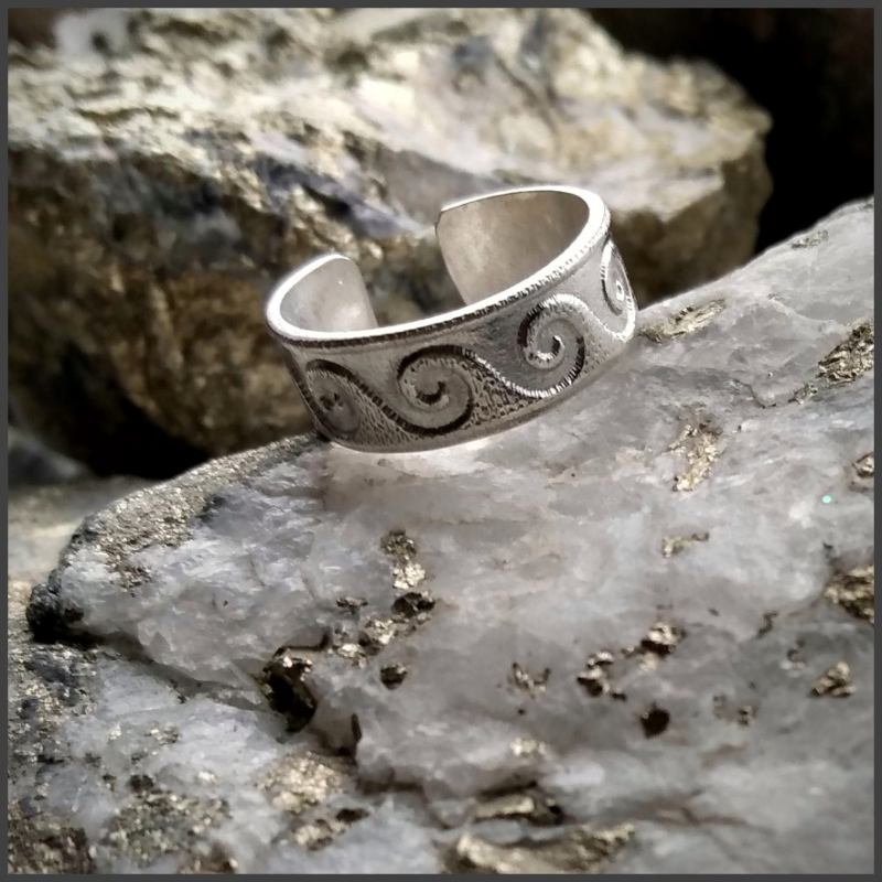 Bague en argent .960 ajustable No 1