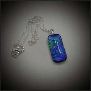 Pendentif en verre No 83