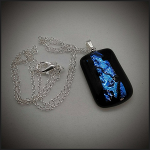 Pendentif en verre No 86