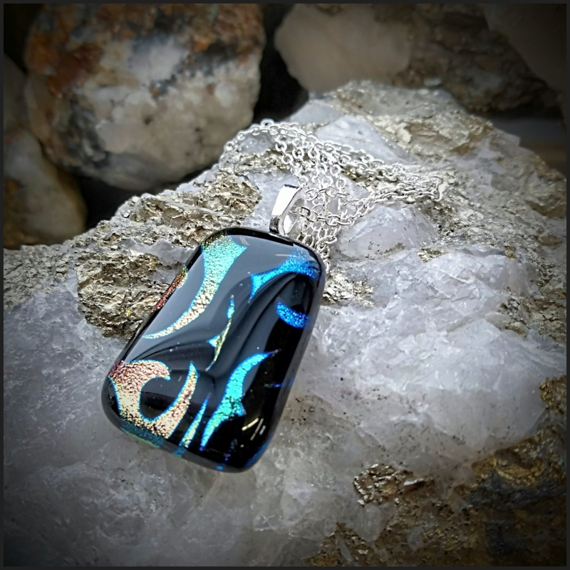 Fused glass pendant No 122