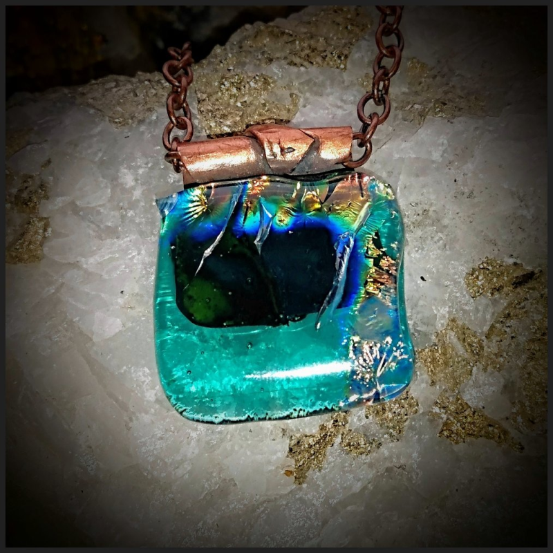 Reactive glass on copper necklace No 1