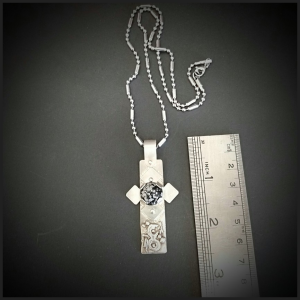 Pendentif croix en argent sterling