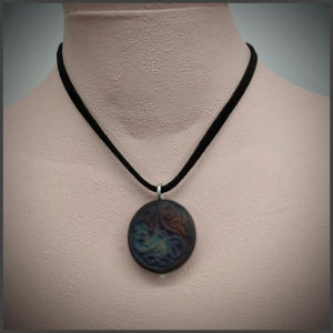 Collier raku triskelion