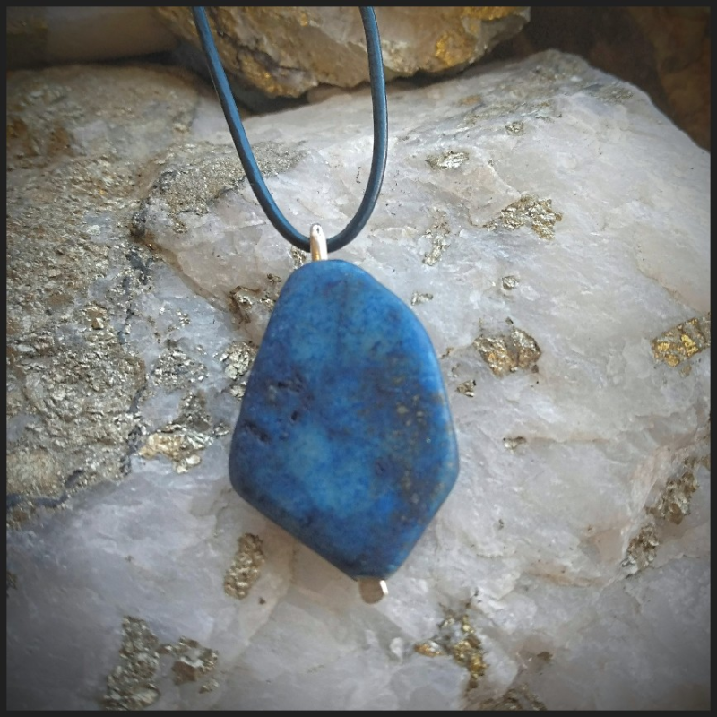 Collier Lapis lazuli brut